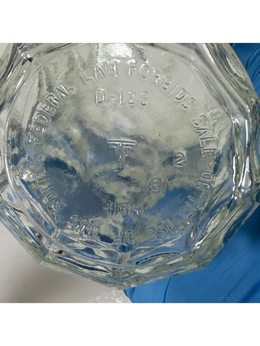 Vintage Thatcher Glass D-126 Diamond Pattern Decanter S-4